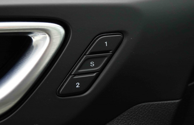 JEEP_JEEP_COMPASS_2653671_19.jpg JEEP_JEEP_COMPASS_2653671_19.jpg