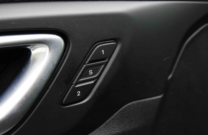JEEP_JEEP_COMPASS_2653672_20.jpg JEEP_JEEP_COMPASS_2653672_20.jpg