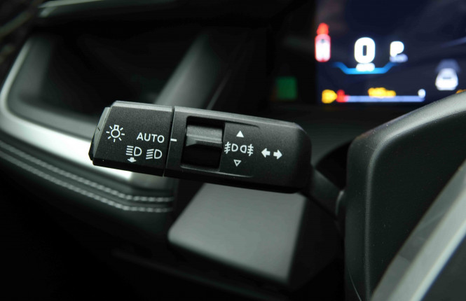 JEEP_JEEP_COMPASS_2653709_17.jpg JEEP_JEEP_COMPASS_2653709_17.jpg