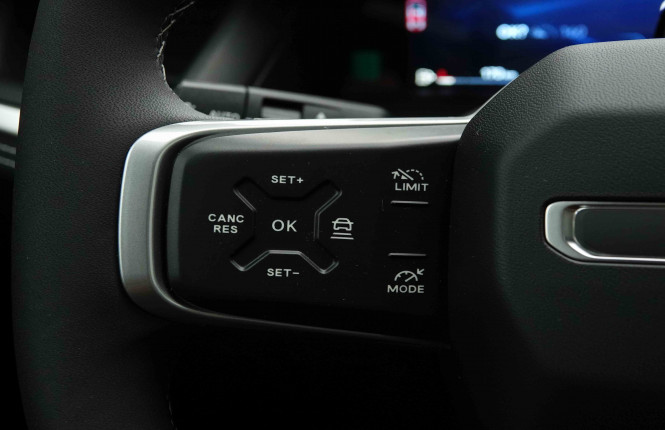 JEEP_JEEP_COMPASS_2653712_20.jpg JEEP_JEEP_COMPASS_2653712_20.jpg