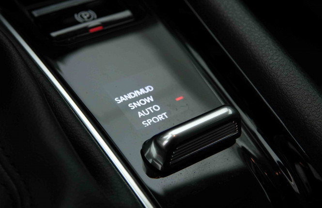 JEEP_JEEP_COMPASS_2653728_14.jpg JEEP_JEEP_COMPASS_2653728_14.jpg
