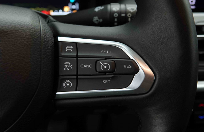 JEEP_JEEP_COMPASS_2653730_21.jpg JEEP_JEEP_COMPASS_2653730_21.jpg