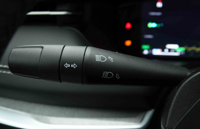 JEEP_JEEP_COMPASS_2653731_14.jpg JEEP_JEEP_COMPASS_2653731_14.jpg