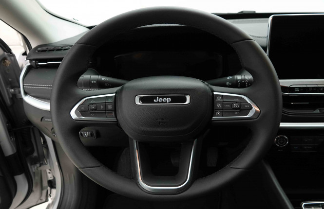 JEEP_JEEP_COMPASS_2653731_16.jpg JEEP_JEEP_COMPASS_2653731_16.jpg