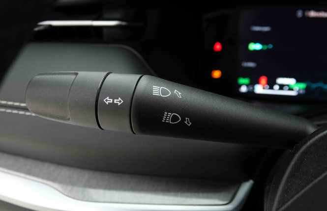 JEEP_JEEP_COMPASS_2653734_18.jpg JEEP_JEEP_COMPASS_2653734_18.jpg