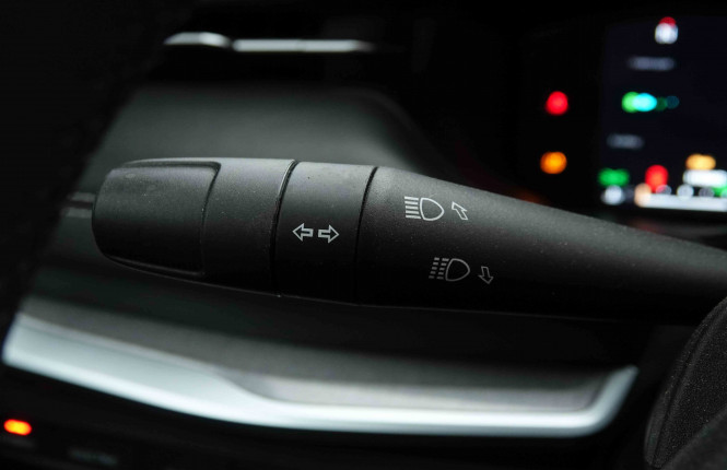 JEEP_JEEP_COMPASS_2653737_15.jpg JEEP_JEEP_COMPASS_2653737_15.jpg