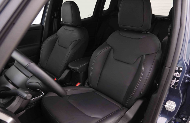 JEEP_JEEP_RENEGADE_2548919_6.jpg