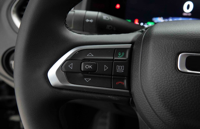 JEEP_JEEP_RENEGADE_2653619_18.jpg JEEP_JEEP_RENEGADE_2653619_18.jpg