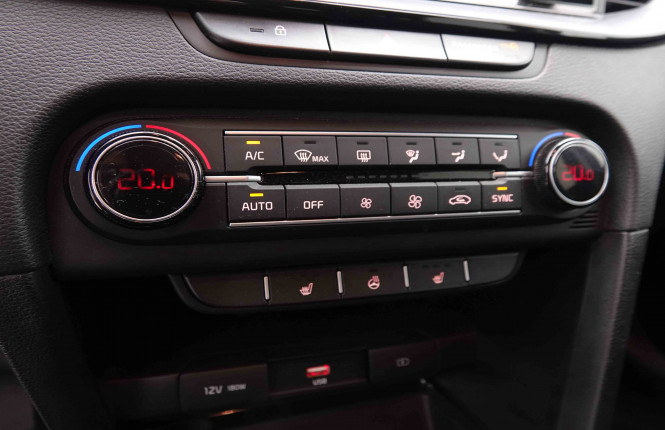 KIA_KIA_CEED SW_2551242_11.jpg KIA_KIA_CEED SW_2551242_11.jpg