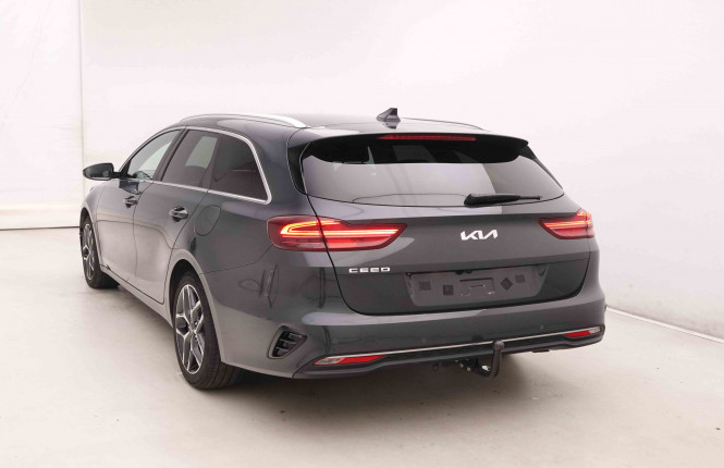 KIA_KIA_CEED SW_2551242_26.jpg KIA_KIA_CEED SW_2551242_26.jpg