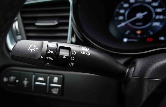 KIA_KIA_CEED SW_2551380_16.jpg KIA_KIA_CEED SW_2551380_16.jpg