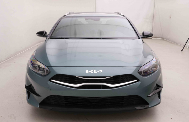 KIA_KIA_CEED SW_2551380_26.jpg KIA_KIA_CEED SW_2551380_26.jpg