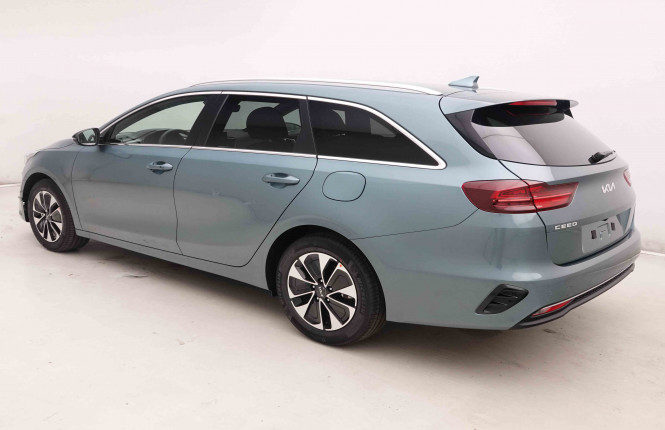 KIA_KIA_CEED SW_2551380_27.jpg KIA_KIA_CEED SW_2551380_27.jpg
