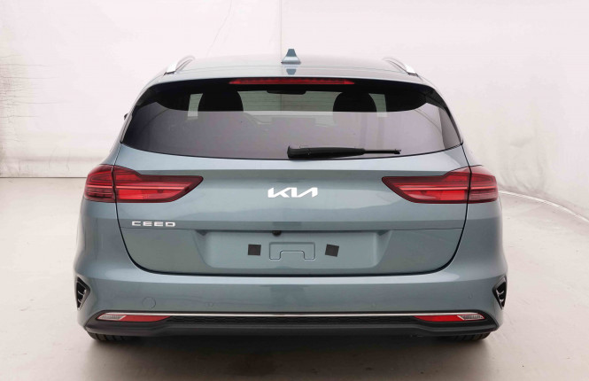 KIA_KIA_CEED SW_2551380_29.jpg KIA_KIA_CEED SW_2551380_29.jpg