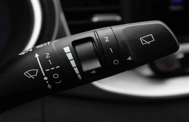 KIA_KIA_CEED_2549771_17.jpg