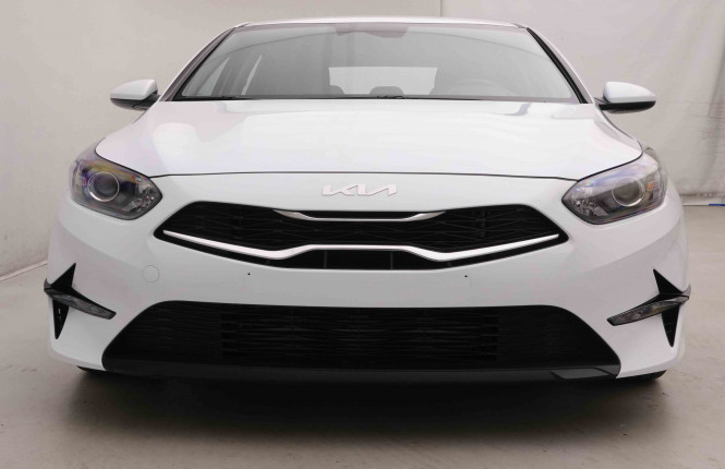 KIA_KIA_CEED_2549771_25.jpg
