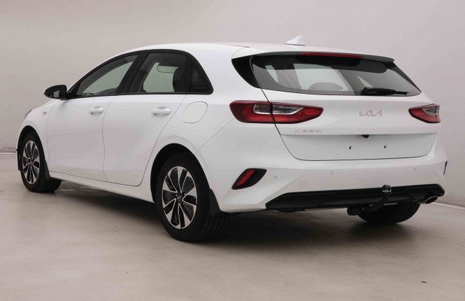 KIA_KIA_CEED_2549771_27.jpg