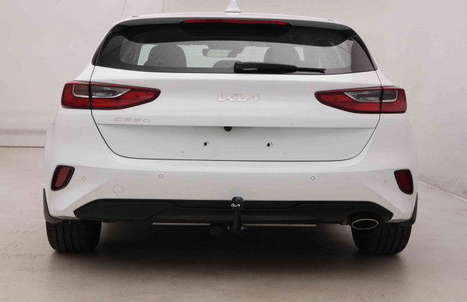 KIA_KIA_CEED_2549771_28.jpg