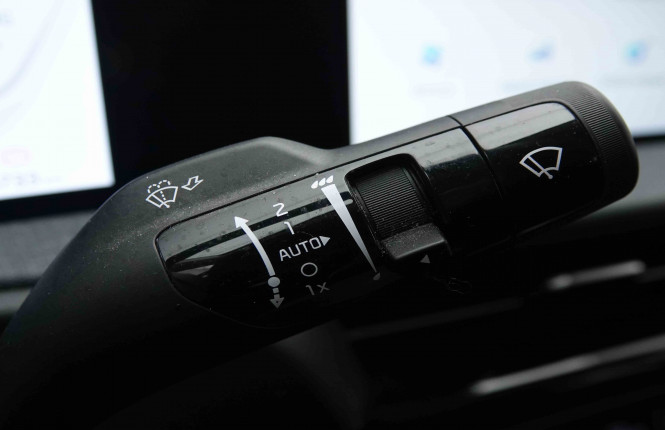 KIA_KIA_EV6_2549627_20.jpg