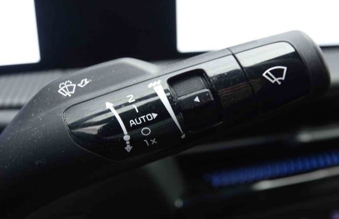 KIA_KIA_EV6_2549706_22.jpg
