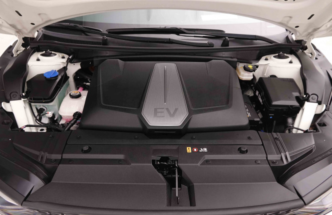 KIA_KIA_EV6_2549706_27.jpg