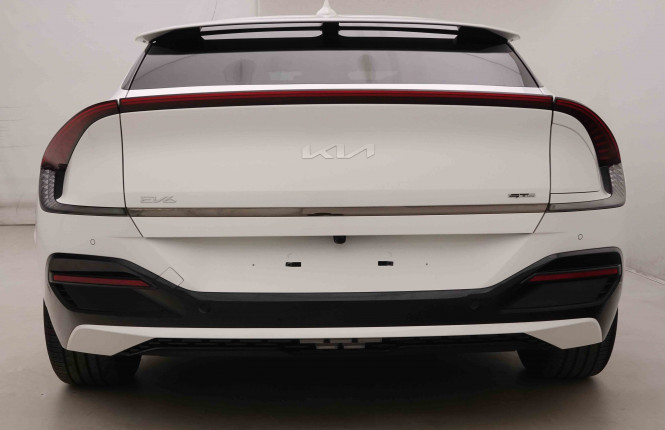 KIA_KIA_EV6_2549706_33.jpg