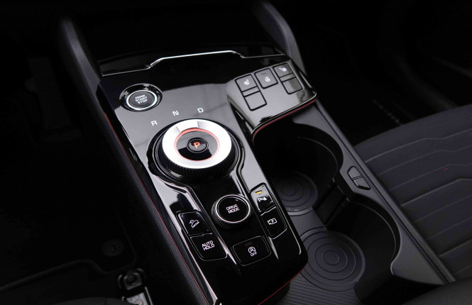 KIA_KIA_SPORTAGE_2547262_49.jpg