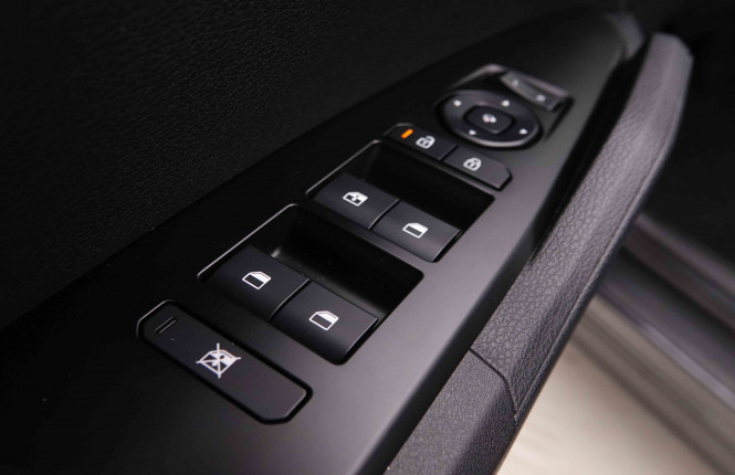 KIA_KIA_SPORTAGE_2549758_22.jpg
