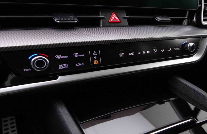 KIA_KIA_SPORTAGE_2550319_18.jpg KIA_KIA_SPORTAGE_2550319_18.jpg