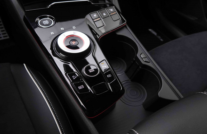 KIA_KIA_SPORTAGE_2550319_19.jpg KIA_KIA_SPORTAGE_2550319_19.jpg