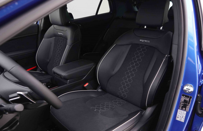 KIA_KIA_SPORTAGE_2550321_7.jpg