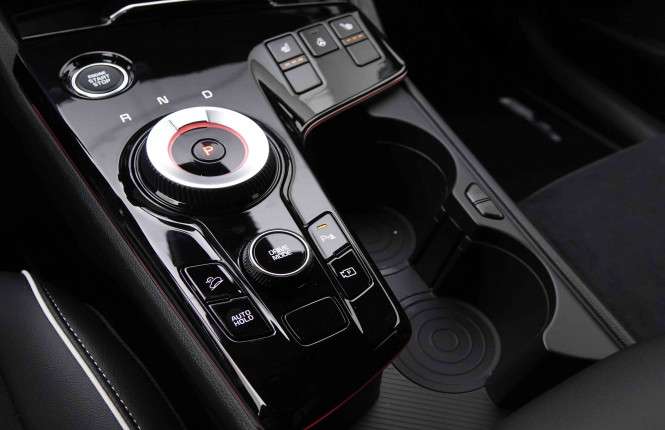 KIA_KIA_SPORTAGE_2550325_18.jpg