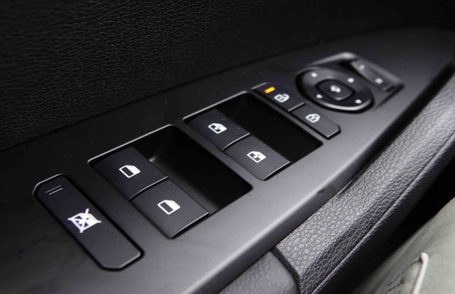 KIA_KIA_SPORTAGE_2551374_18.jpg KIA_KIA_SPORTAGE_2551374_18.jpg