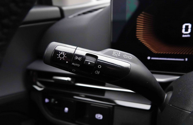 KIA_KIA_SPORTAGE_2653003_17.jpg KIA_KIA_SPORTAGE_2653003_17.jpg