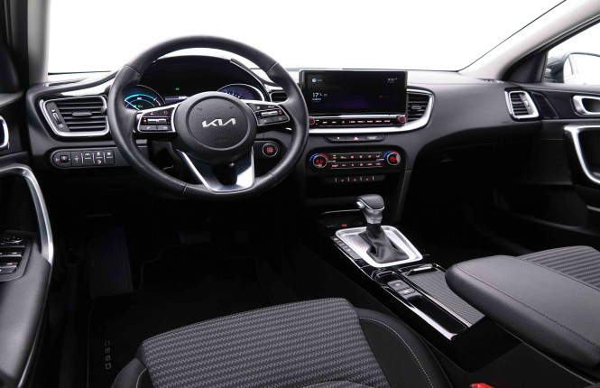 KIA_KIA_XCEED_2549020_7.jpg