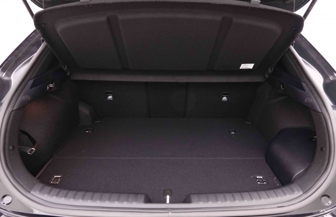 KIA_KIA_XCEED_2549112_5.jpg