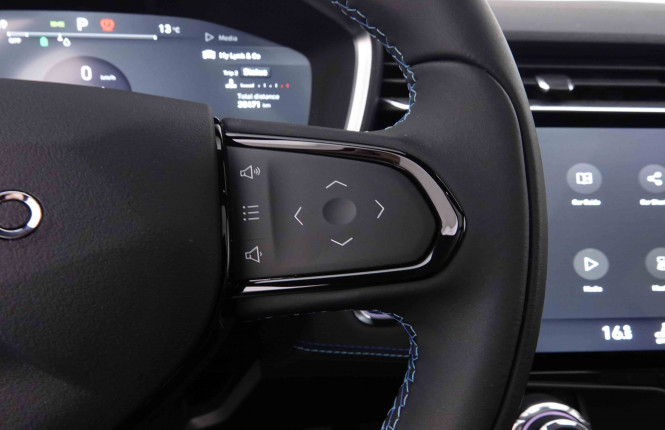 LYNKCO_LYNKCO_01_2551137_21.jpg LYNKCO_LYNKCO_01_2551137_21.jpg