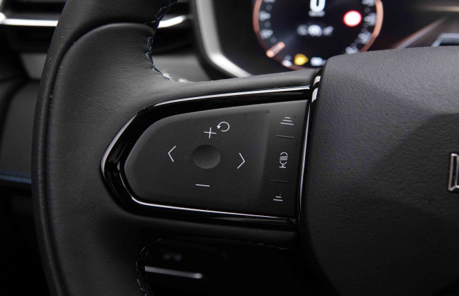 LYNKCO_LYNKCO_01_2551137_46.jpg LYNKCO_LYNKCO_01_2551137_46.jpg