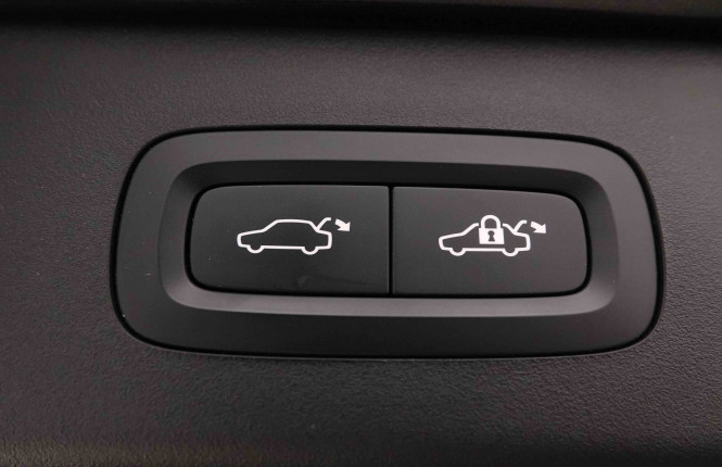 LYNKCO_LYNKCO_01_2551683_6.jpg LYNKCO_LYNKCO_01_2551683_6.jpg