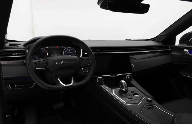 LYNKCO_LYNKCO_01_2551795_8.jpg LYNKCO_LYNKCO_01_2551795_8.jpg