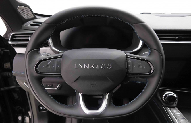 LYNKCO_LYNKCO_01_2551795_9.jpg LYNKCO_LYNKCO_01_2551795_9.jpg