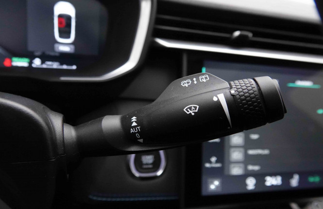 LYNKCO_LYNKCO_01_2652385_18.jpg LYNKCO_LYNKCO_01_2652385_18.jpg