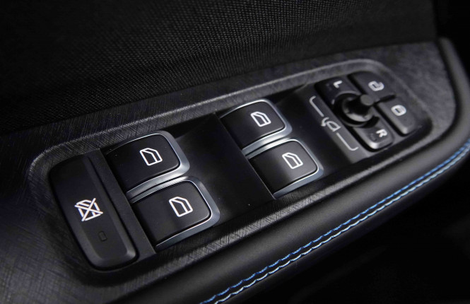 LYNKCO_LYNKCO_01_2652385_21.jpg LYNKCO_LYNKCO_01_2652385_21.jpg