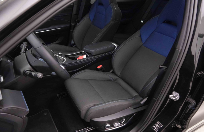 LYNKCO_LYNKCO_01_2652385_7.jpg LYNKCO_LYNKCO_01_2652385_7.jpg