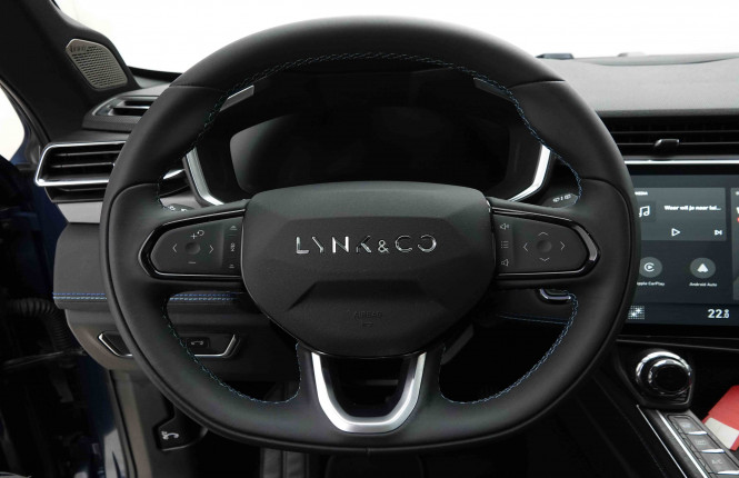 LYNKCO_LYNKCO_01_2653902_10.jpg LYNKCO_LYNKCO_01_2653902_10.jpg