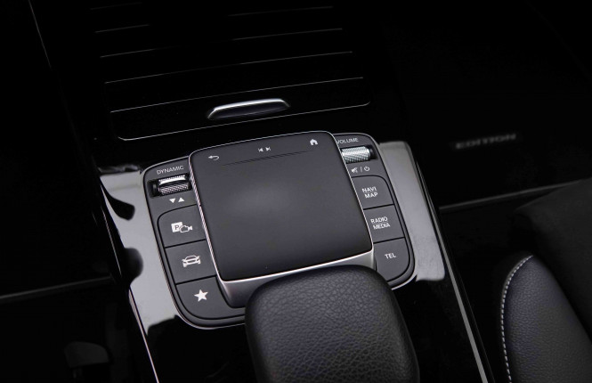 MERCEDES_MERCEDES_AKLASSE_2548617_15.jpg