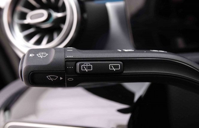 MERCEDES_MERCEDES_AKLASSE_2548617_17.jpg