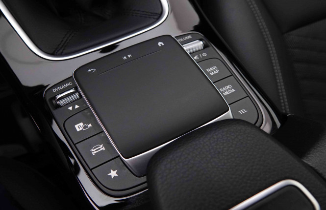MERCEDES_MERCEDES_AKLASSE_2548988_15.jpg