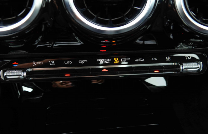MERCEDES_MERCEDES_AKLASSE_2654950_13.jpg