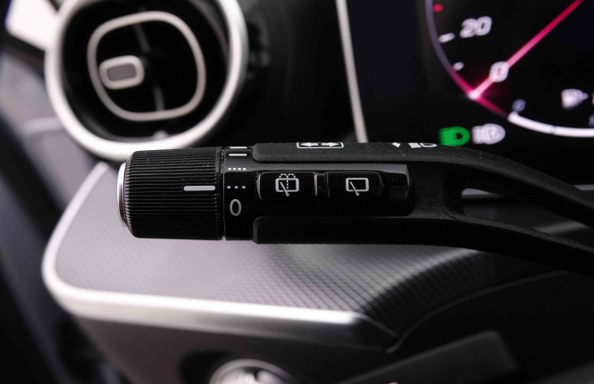 MERCEDES_MERCEDES_CKLASSE_2548459_17.jpg